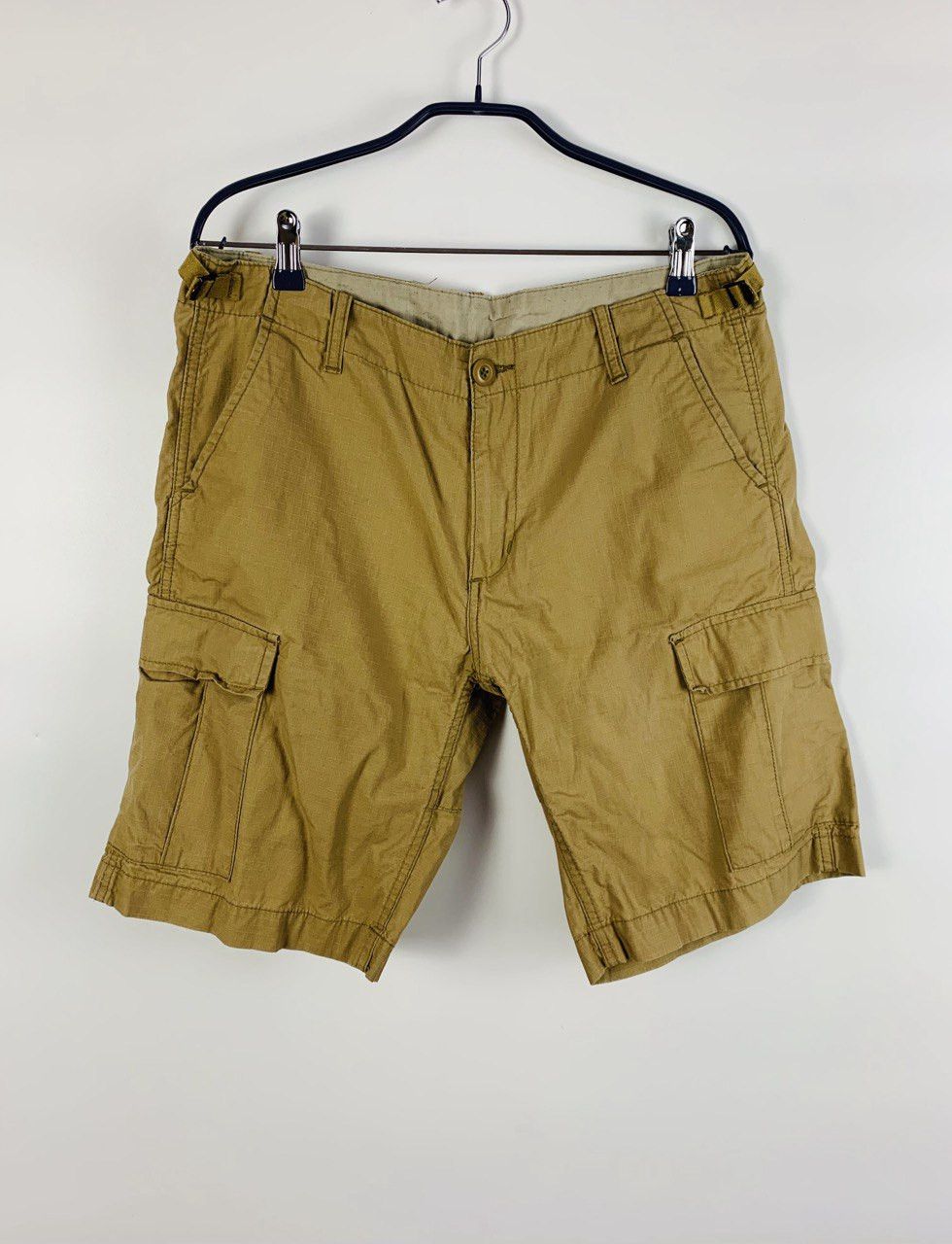 Carhartt Carhartt shorts beige 33 Size US 33 - 1 Thumbnail