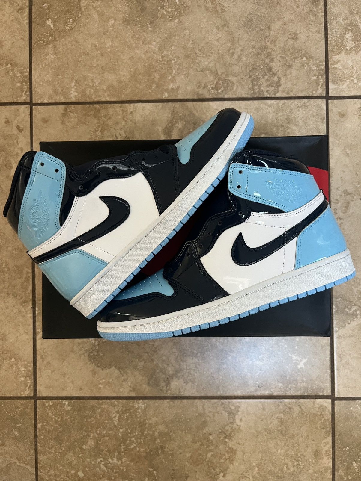 Jordan Brand Jordan 1 Retro “Blue Chill” Size US 10 / IT 40 - 1 Thumbnail