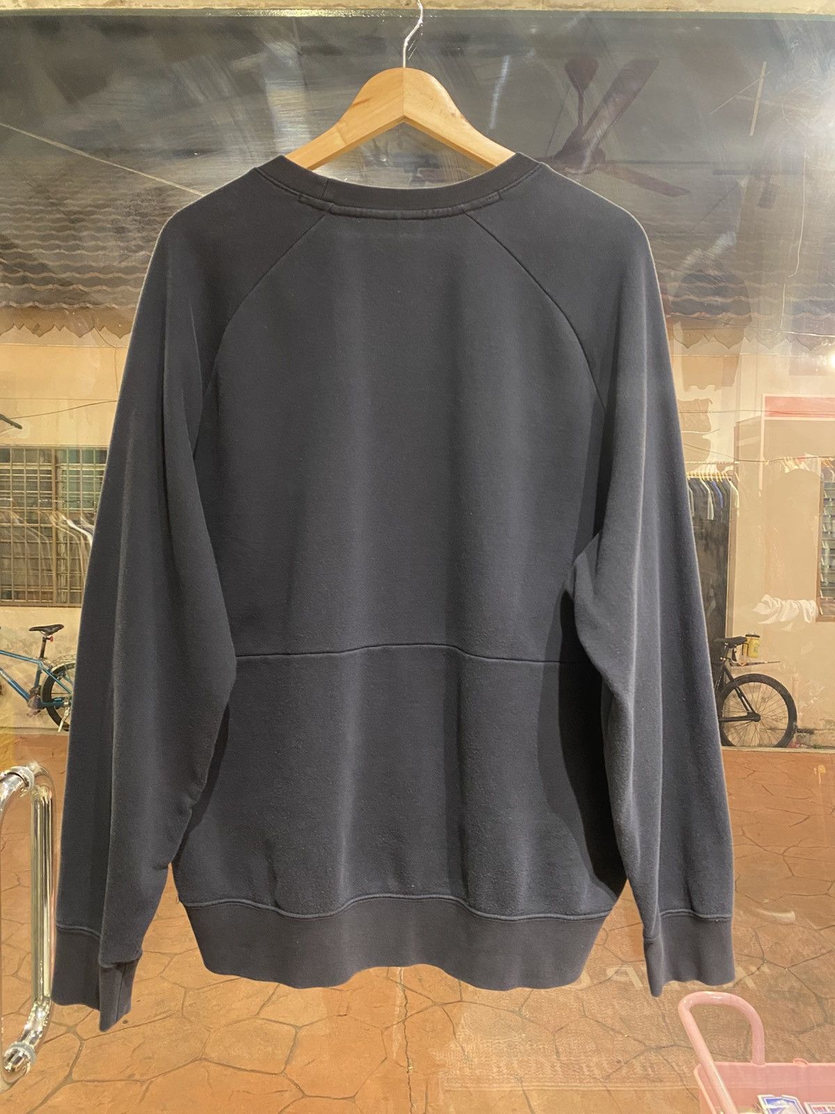 Nike Nike Air Big Logo Crewneck Streetwear Size US XXL / EU 58 / 5 - 2 Thumbnail