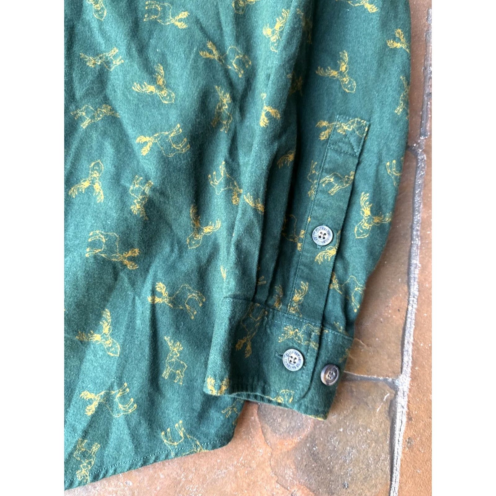 Vintage Duluth Free Swingin Deer Flannel Shirt Small Relaxed Fit Button-Up Shirt Men’s Green Cotton Flannel Deer Theme Outdoors 90s? Size US S / EU 44-46 / 1 - 5 Thumbnail