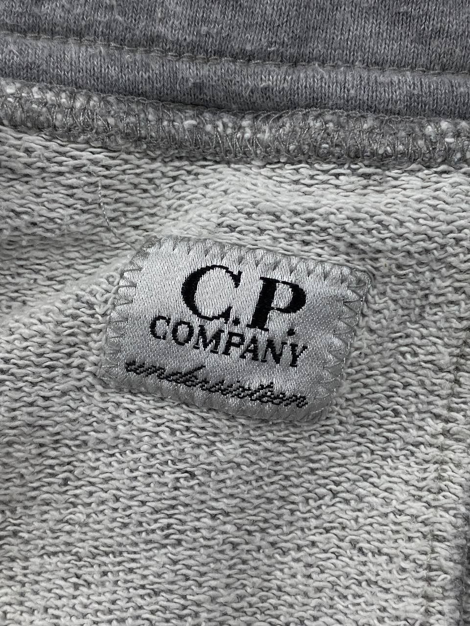 C.P. Company Cp Company Light Fleece Cargo Shorts Men Size L Gray Size US 34 / EU 50 - 6 Thumbnail