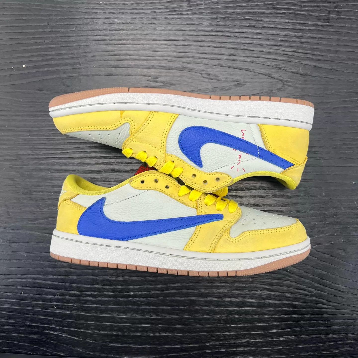 Nike Jordan 1 Low TS Yellow Barb 38 LNIB Size US 7.5 / IT 37.5 - 7 Thumbnail