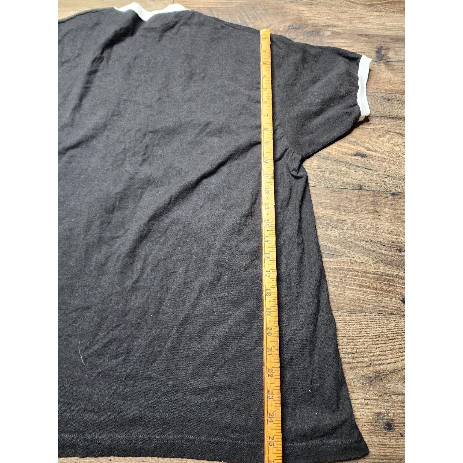 Vintage VINTAGE Mens L Black Graphic Ringer T Shirt Horror Movies Anime Comics 90s Size US L / EU 52-54 / 3 - 3 Thumbnail