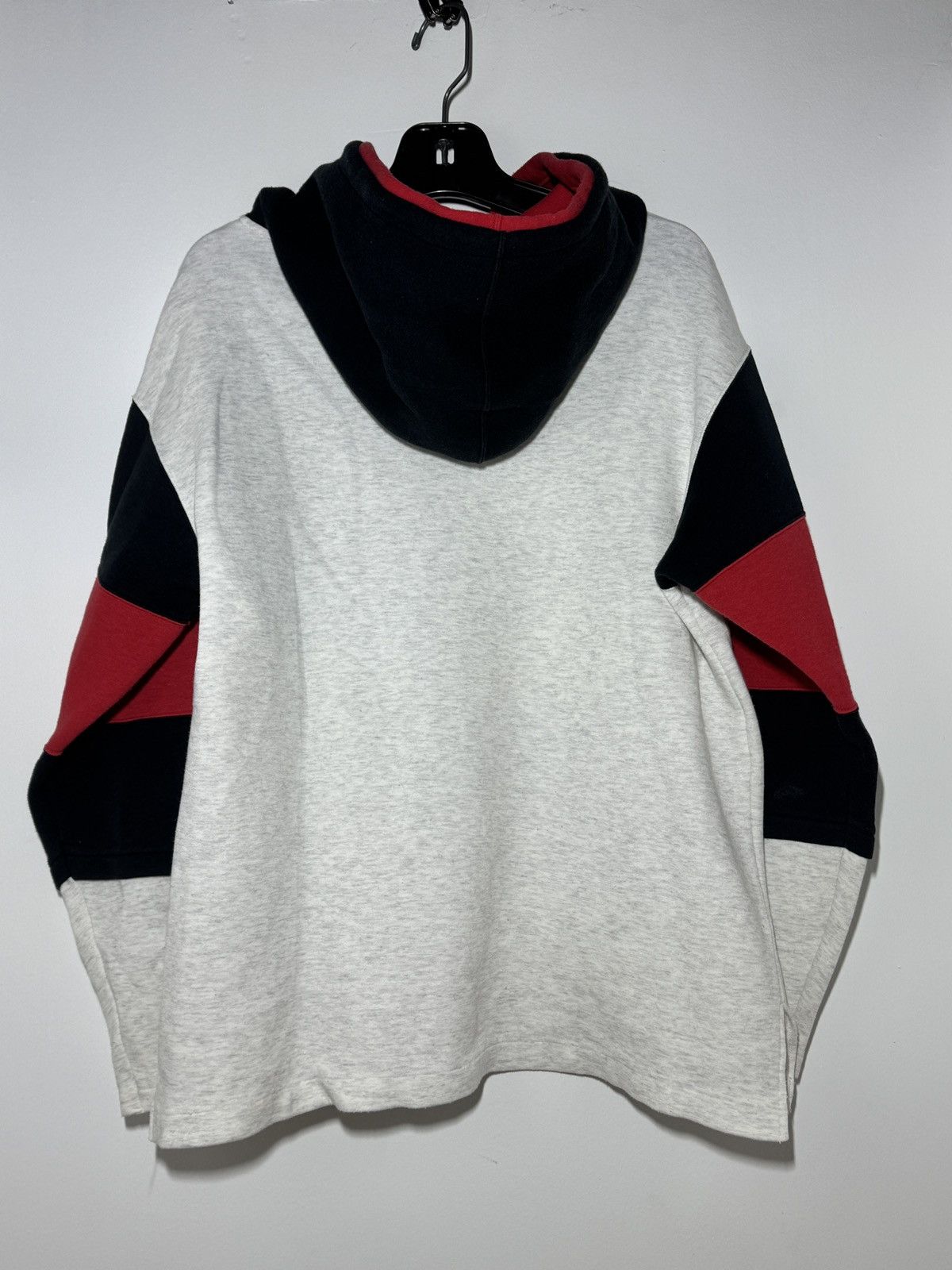 Vintage 90s Chicago Bulls "Eastern Conference" Hoodie Made in Japan Size US M / EU 48-50 / 2 - 2 Thumbnail