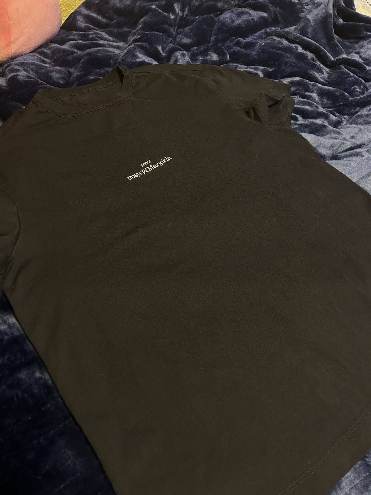 Maison Margiela Maison margiela Upside down logo tshirt Size US S / EU 44-46 / 1 - 9 Thumbnail