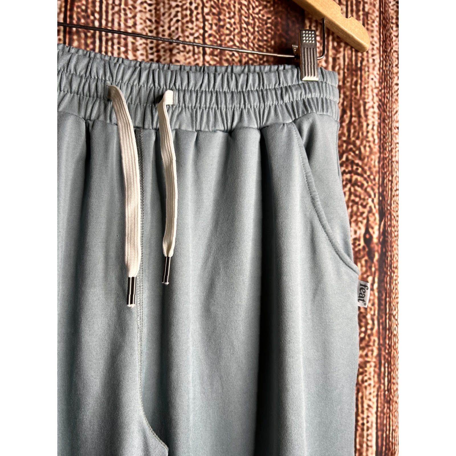 Vintage Feat Pants Men’s Blue Sweatpants Joggers Move Performance Pant M Regular Drawstring Activewear Size US 31 - 2 Thumbnail
