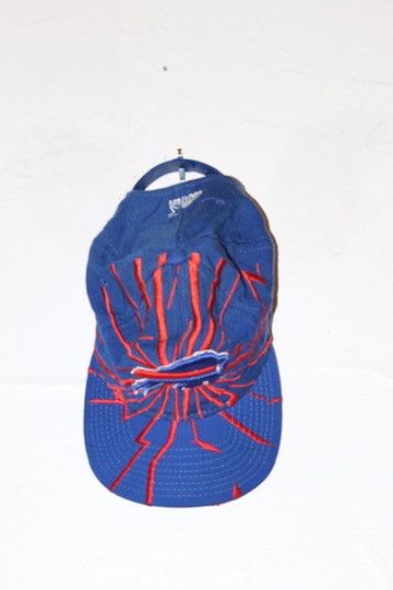 Starter Buffalo Bills Starter NFL ProLine Hat SHOCKWAVE VTG 90s Size ONE SIZE - 1 Thumbnail