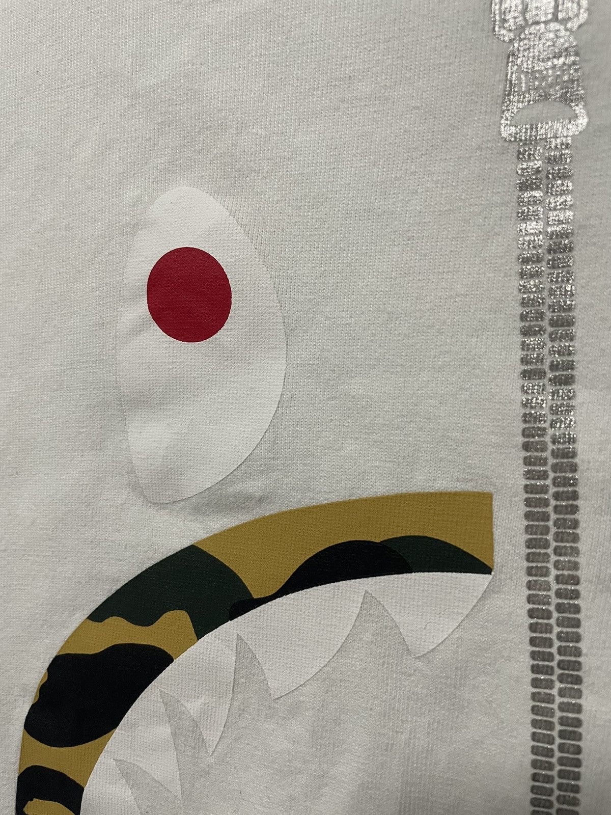 Bape 1st Camo Shark Tee Bape T Shirt Size US L / EU 52-54 / 3 - 5 Thumbnail