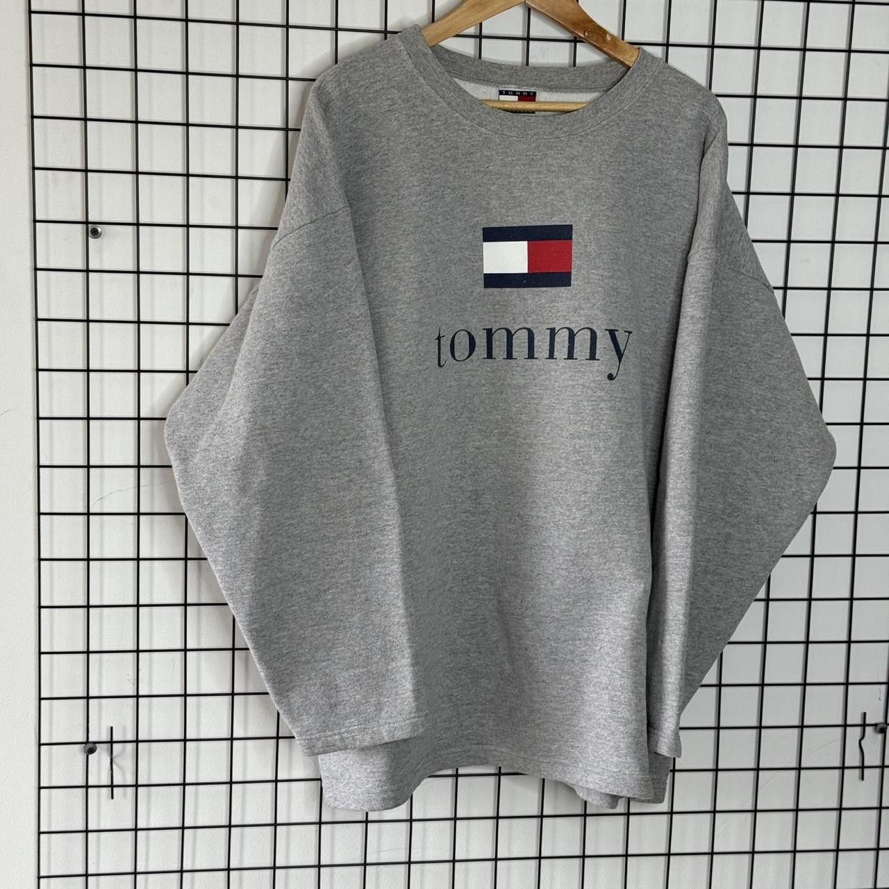 Tommy Hilfiger Tommy Hilfiger Vintage Sweatshirt Printed Logo Size US XXL / EU 58 / 5 - 2 Thumbnail