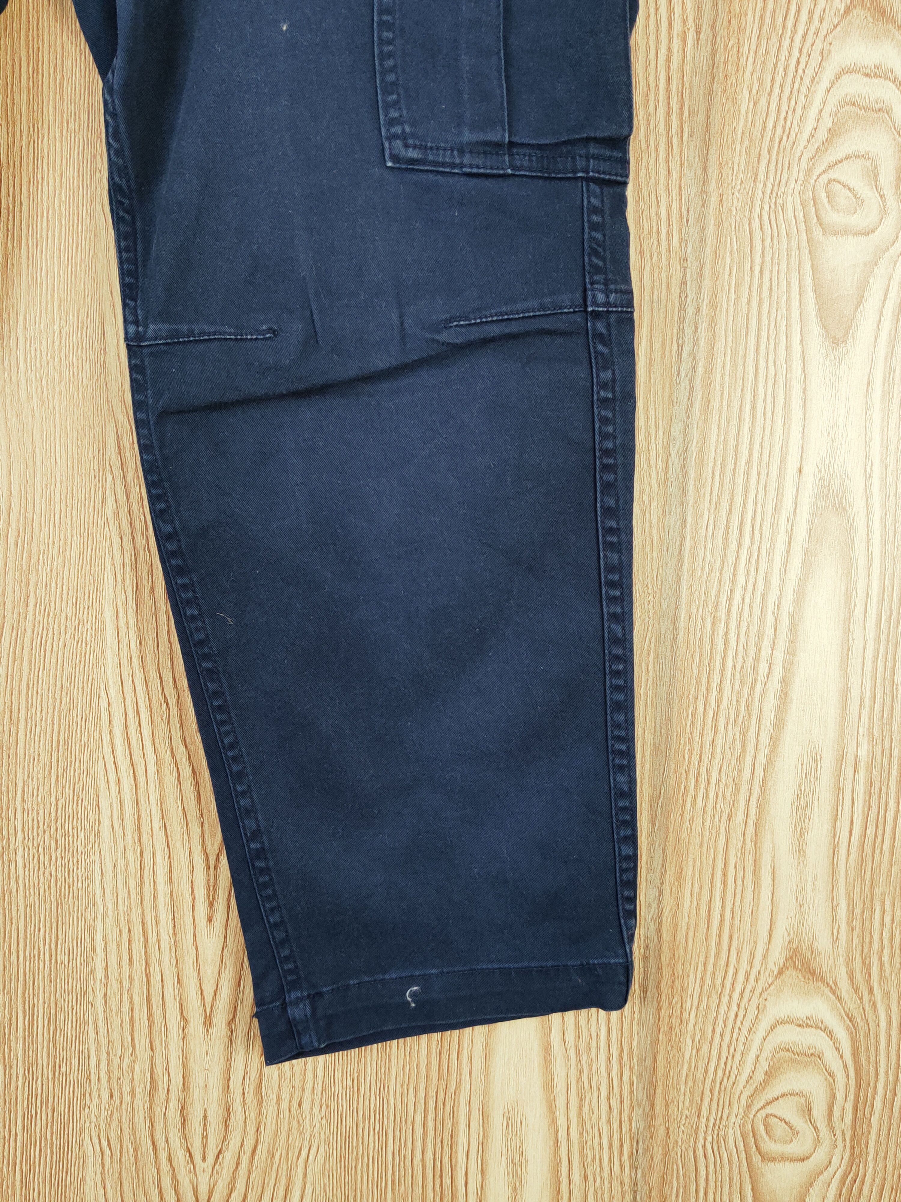 Japanese Brand Uniqlo Navy Multipocket Tactical Cargo Pants #W713 Size US 31 - 6 Thumbnail