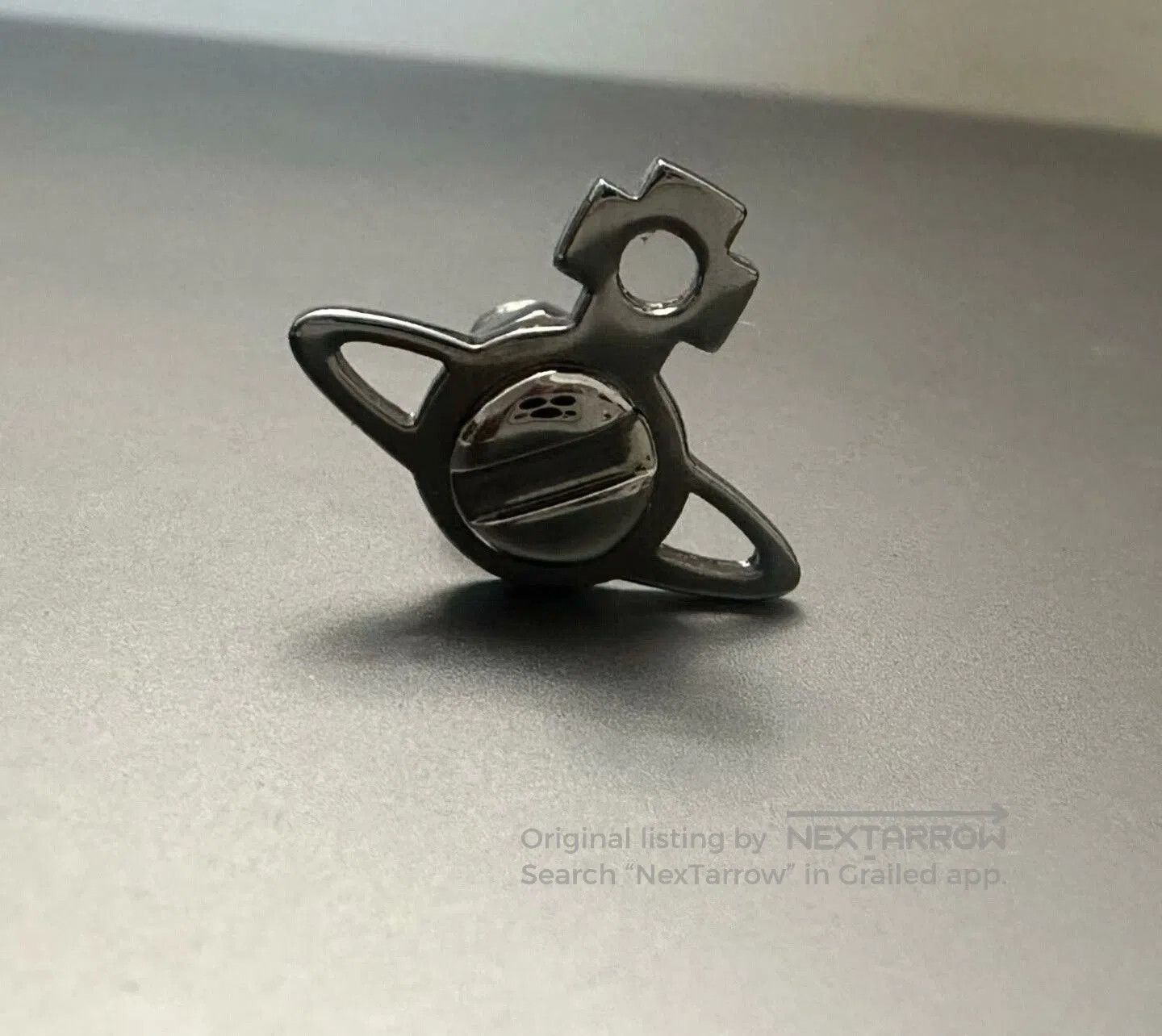Vivienne Westwood Vivienne Westwood Saturn Ear Studs. Size ONE SIZE - 1 Thumbnail