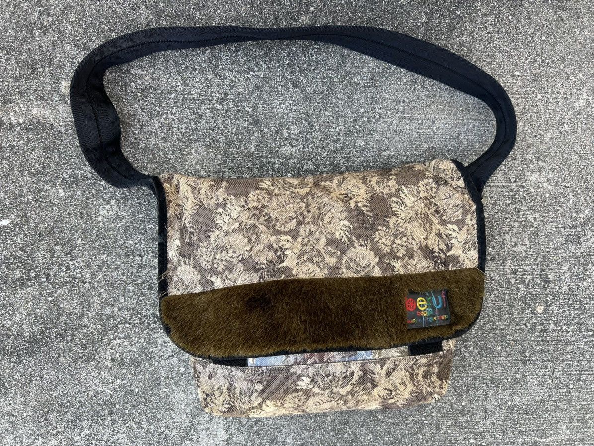 Vintage Vintage Beruf Tokyo Japan Jacquard Tarpaulin Messenger Bag Size ONE SIZE - 8 Thumbnail