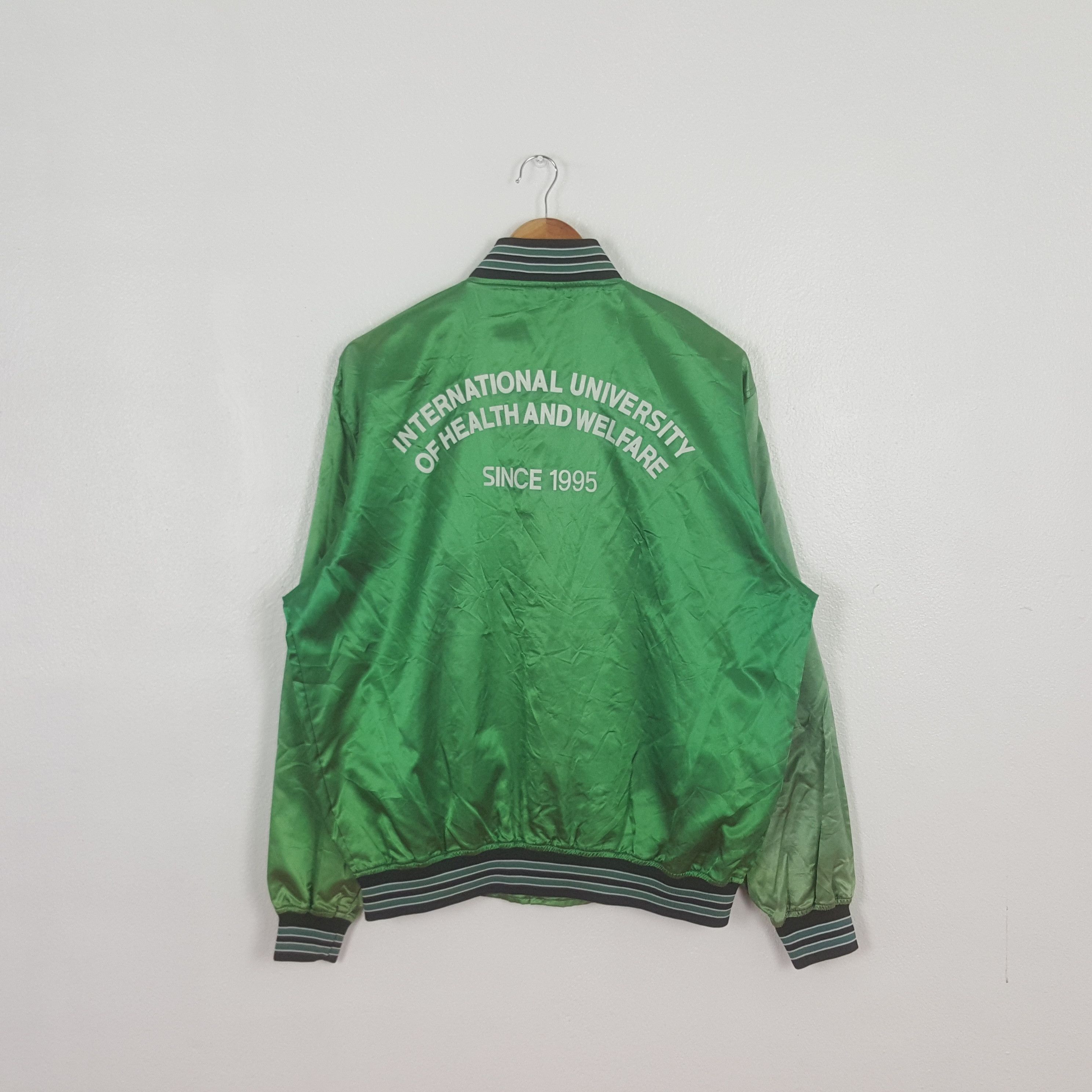 Vintage International University Health And Welfare Jacket C315N18 Size US L / EU 52-54 / 3 - 1 Thumbnail