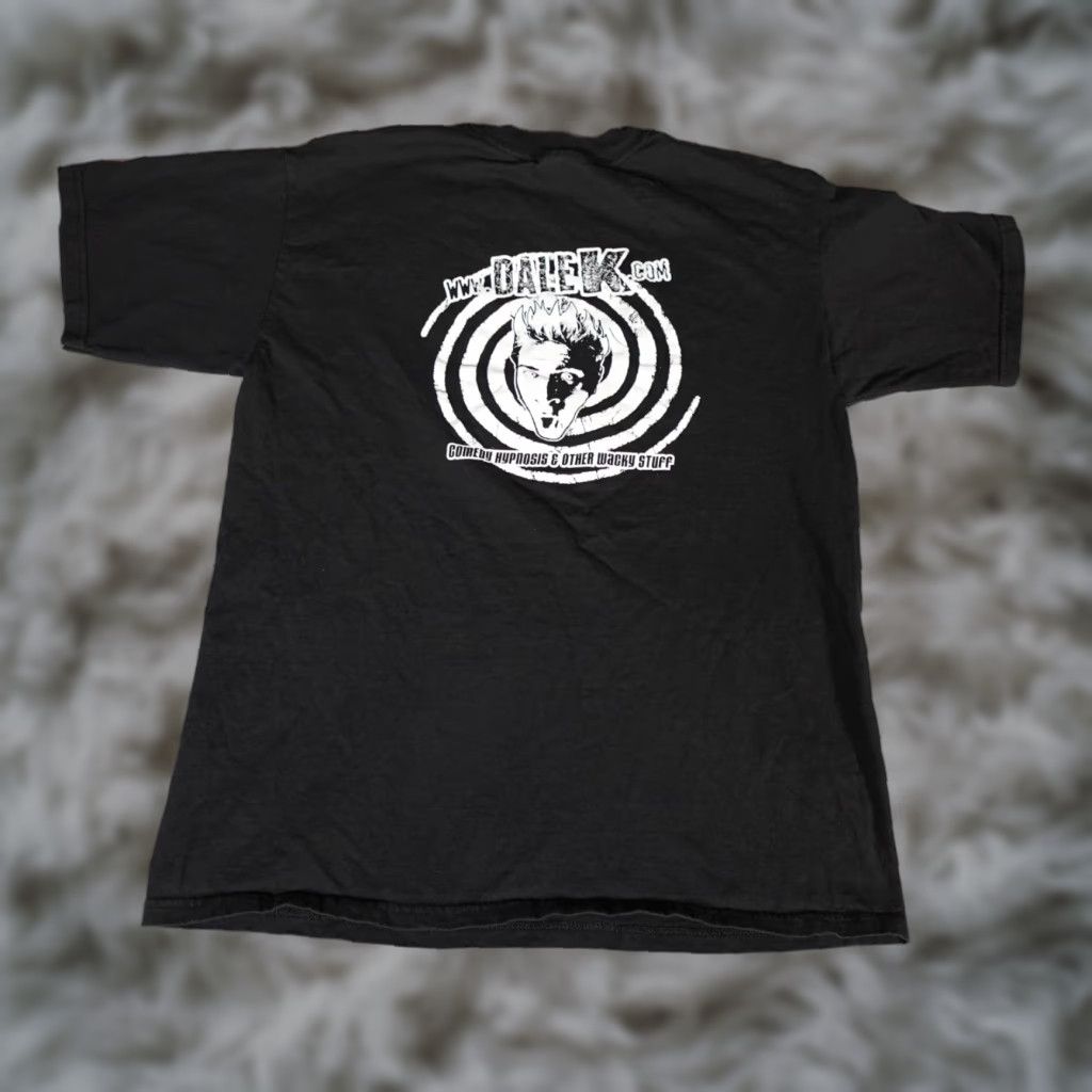 Vintage VINTAGE Dale K Hypnotist Comedy T Shirt Mens L Slim Fit Black Graphic Print 2000s Retro Size US L / EU 52-54 / 3 - 1 Thumbnail
