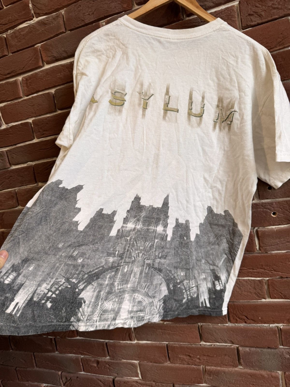 Band Tees Vintage 00s Disturbed Asylum Metal Band Tee White L Size US L / EU 52-54 / 3 - 7 Thumbnail