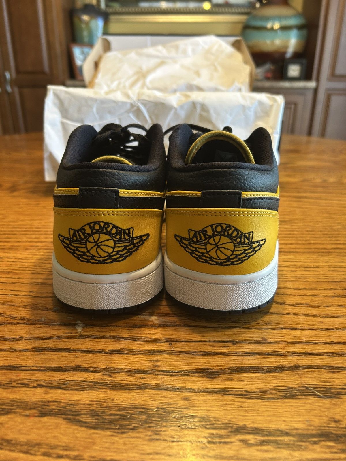 Jordan Brand Air Jordan 1 Low University Gold Size US 11 / EU 44 - 5 Thumbnail