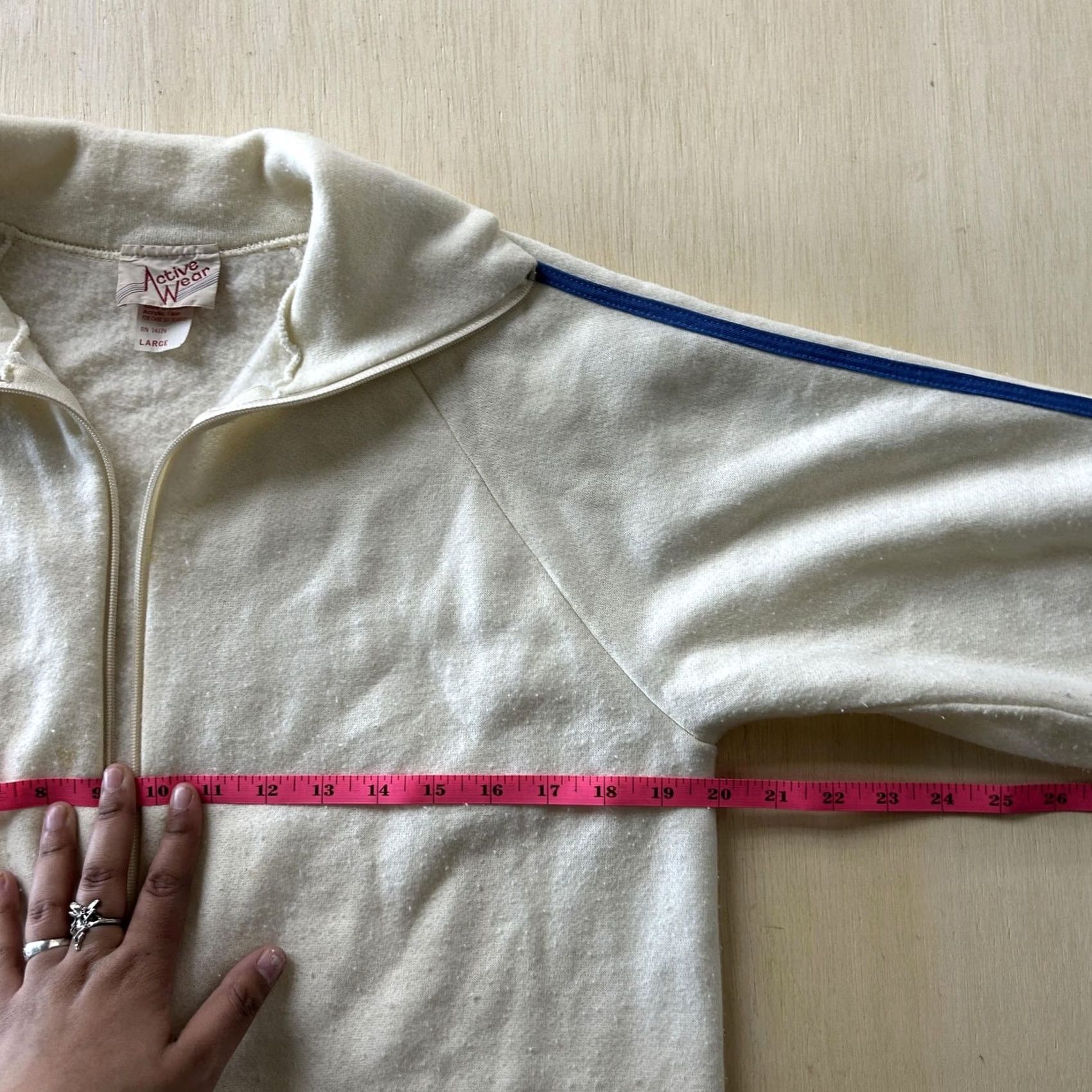 Vintage VINTAGE Active Wear Track Jacket Mens Large White Full Zip USA Size US L / EU 52-54 / 3 - 7 Thumbnail