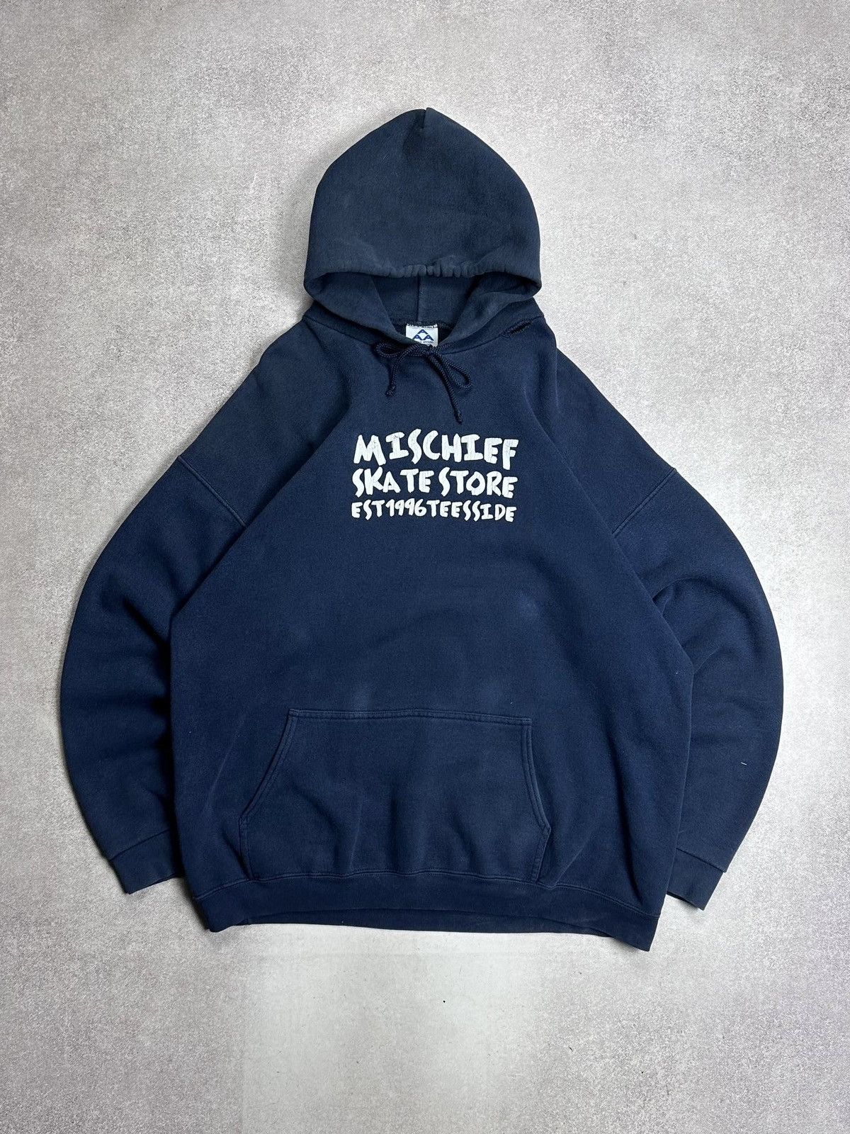 Vintage Vintage Mischieff Skate Store Anvil Boxy Hoodie XL Size US XL / EU 56 / 4 - 1 Thumbnail
