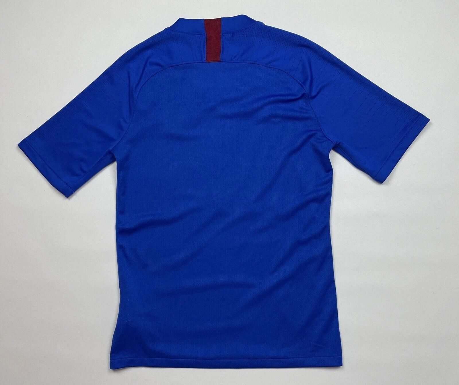 Nike FC BARCELONA TRAINING JERSEY SHIRT SOCCER FOOTBALL Size US S / EU 44-46 / 1 - 2 Thumbnail