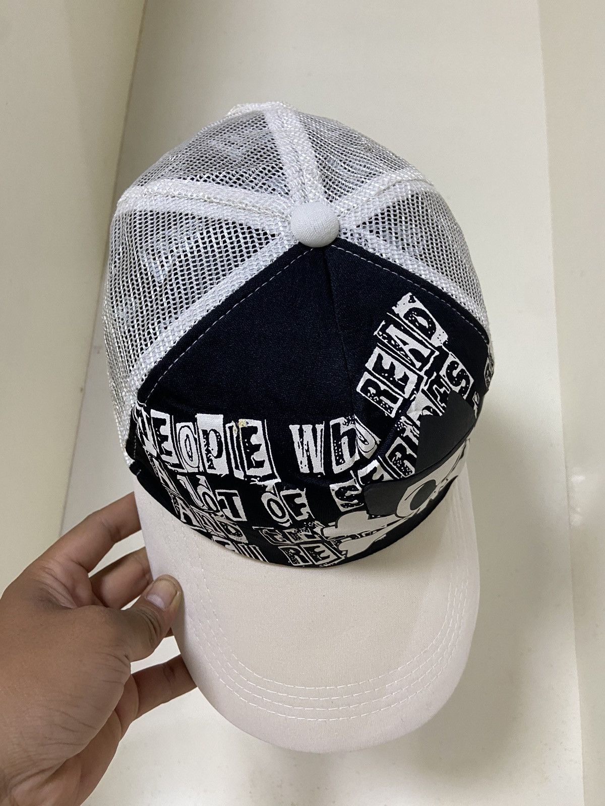 If Six Was Nine 2000s punk skull ifsixwasnine trucker hat Size ONE SIZE - 6 Thumbnail