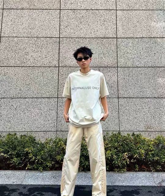 Balenciaga Balenciaga Short - sleeved t - shirt Size US S / EU 44-46 / 1 - 8 Thumbnail