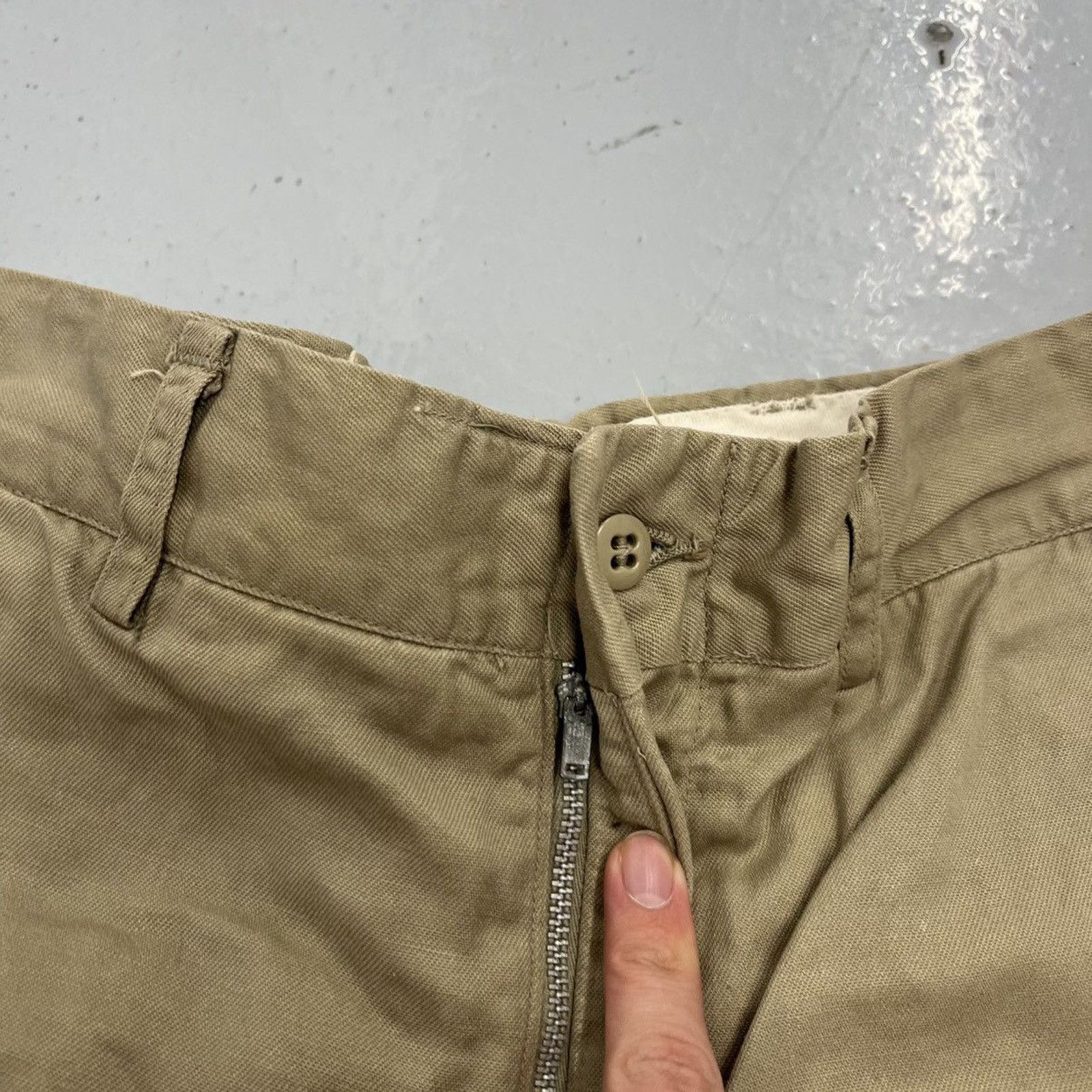 Vintage Vintage WW2 Tan Military Canvas Sanforized Chinos 25x27 Size 25" / US 0 / IT 36 - 2 Thumbnail