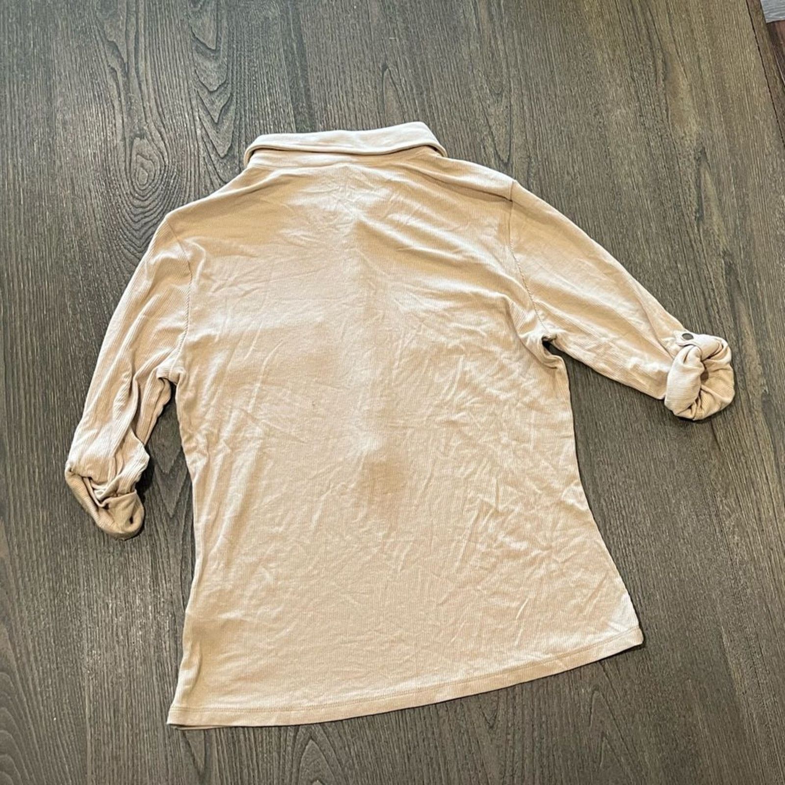 Guess NWOT Guess Light Beige Button Blouse Ribbed Knit Sz L Size L / US 10 / IT 46 - 6 Thumbnail