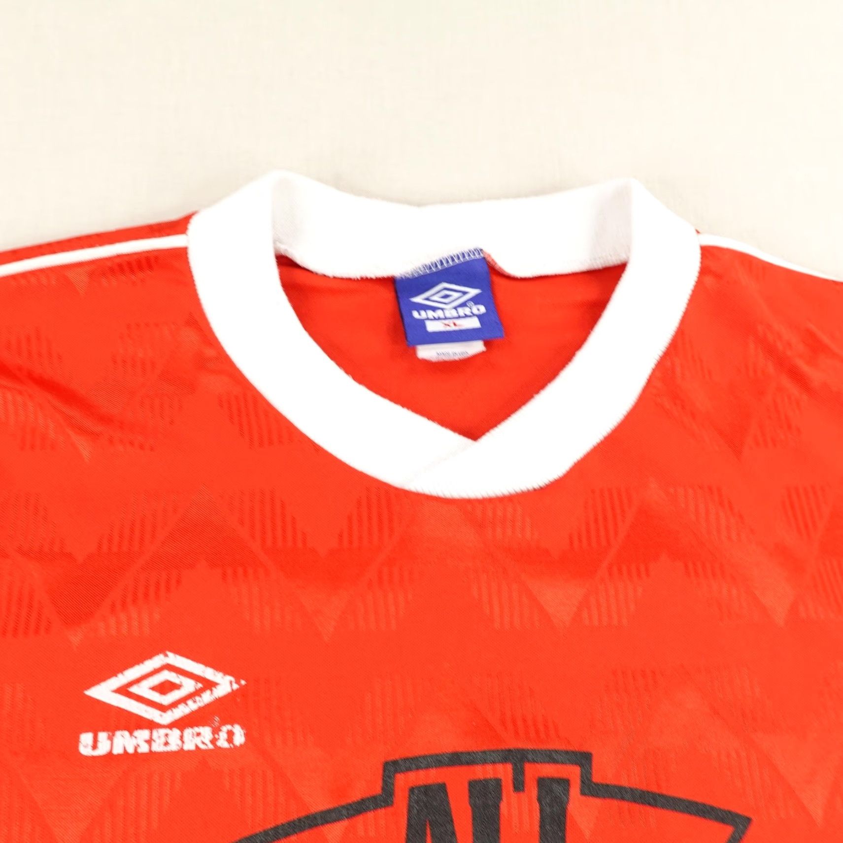 Umbro VINTAGE Umbro Shirt Mens XL Red White Soccer Jersey #21 Shiny Silky USA 90s Size US XL / EU 56 / 4 - 2 Thumbnail