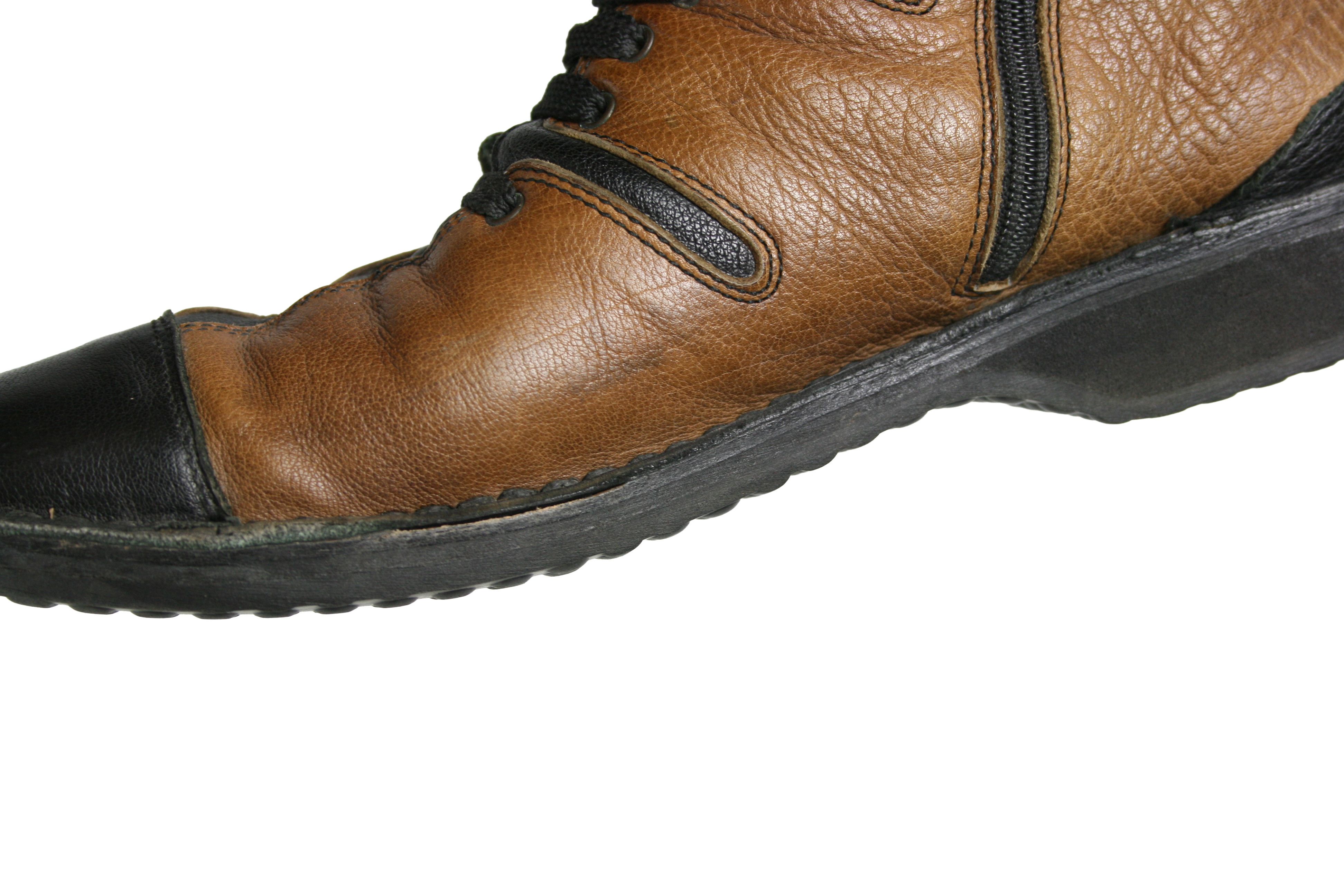 Japanese Brand Bubetti 00S Y2K Avant Garde Crepe Boots Vintage Size US 10.5 / IT 40.5 - 7 Thumbnail