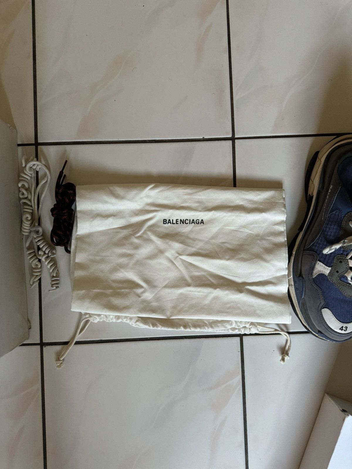 Balenciaga Balenciaga Triple S Navy Size US 10 / EU 43 - 11 Thumbnail