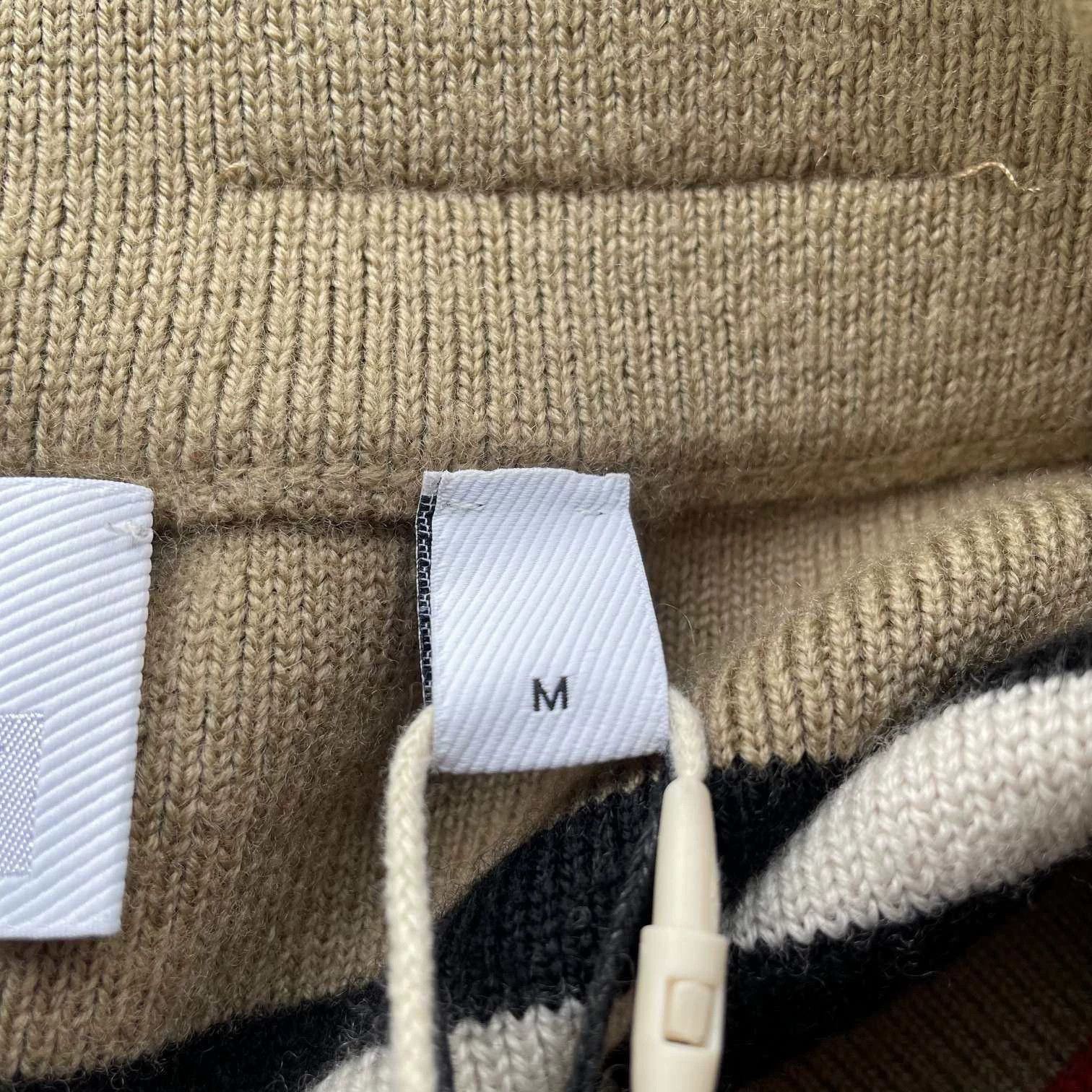 Burberry Burberry Classic Stripe Knit Shorts M Worn Once Size US 32 / EU 48 - 5 Thumbnail