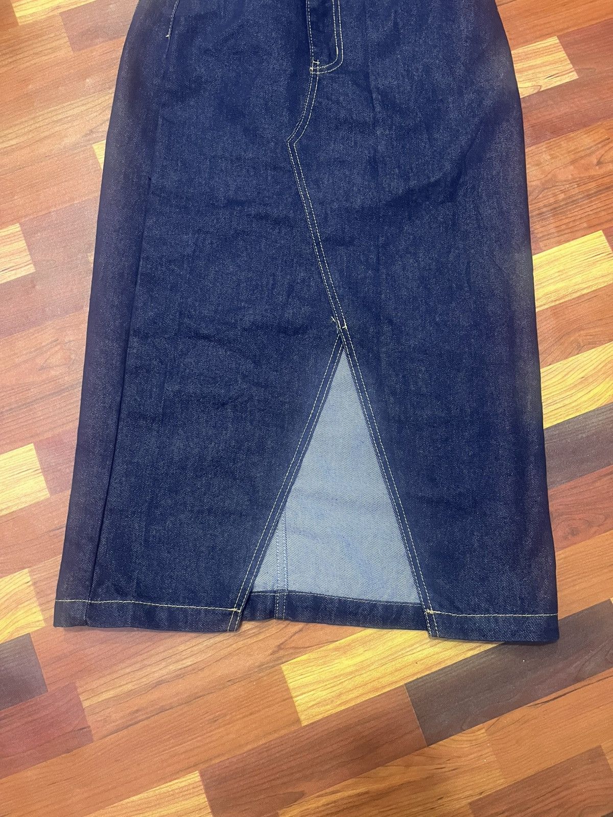 Japanese Brand JJIM Korean Raw Indigo Denim Long Skirt Front Slit Fit Size 26" / US 2 / IT 38 - 3 Thumbnail