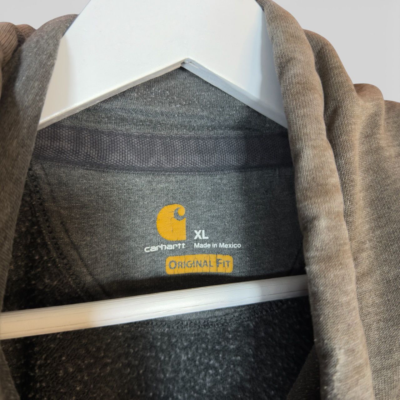 Carhartt Vintage Y2K Carhartt Distressed Sunfaded Original Fit Hoodie Size US XL / EU 56 / 4 - 5 Thumbnail