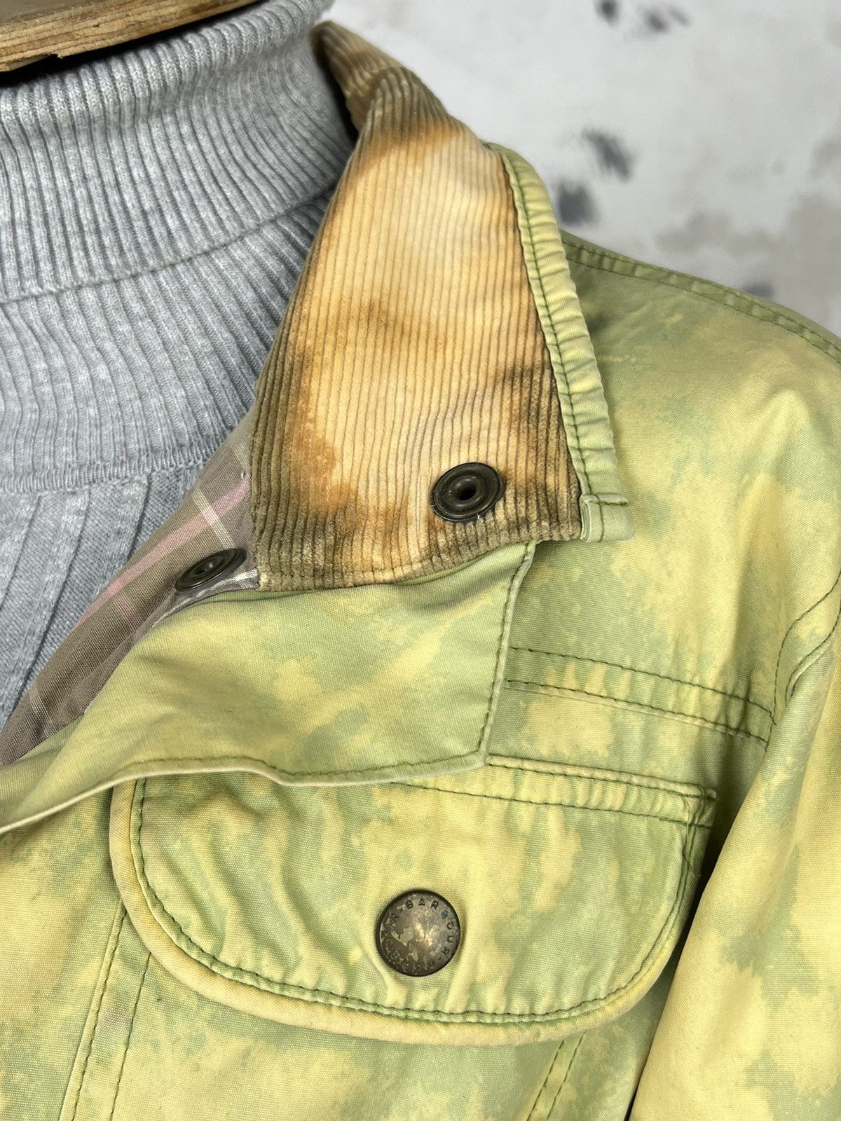 Barbour Vintage Barbour Waxed Custom Jacket Yellow Camo Size 6 S - M Size M / US 6-8 / IT 42-44 - 5 Thumbnail