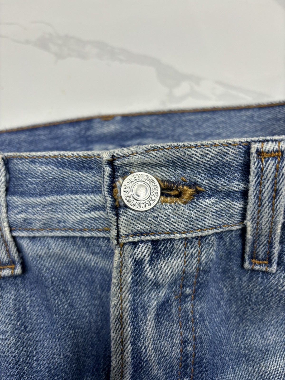 Levi's Vintage Levis 501 Distressed Denim Nice Faded 524 Size US 29 - 9 Thumbnail