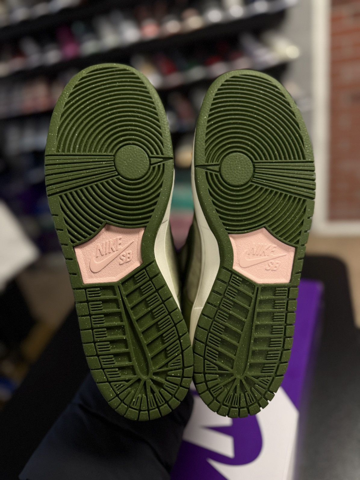 Nike Nike Dunk Low Yuto Horigome Matcha Size 9.5 (NEW) Size US 9.5 / EU 42-43 - 10 Thumbnail