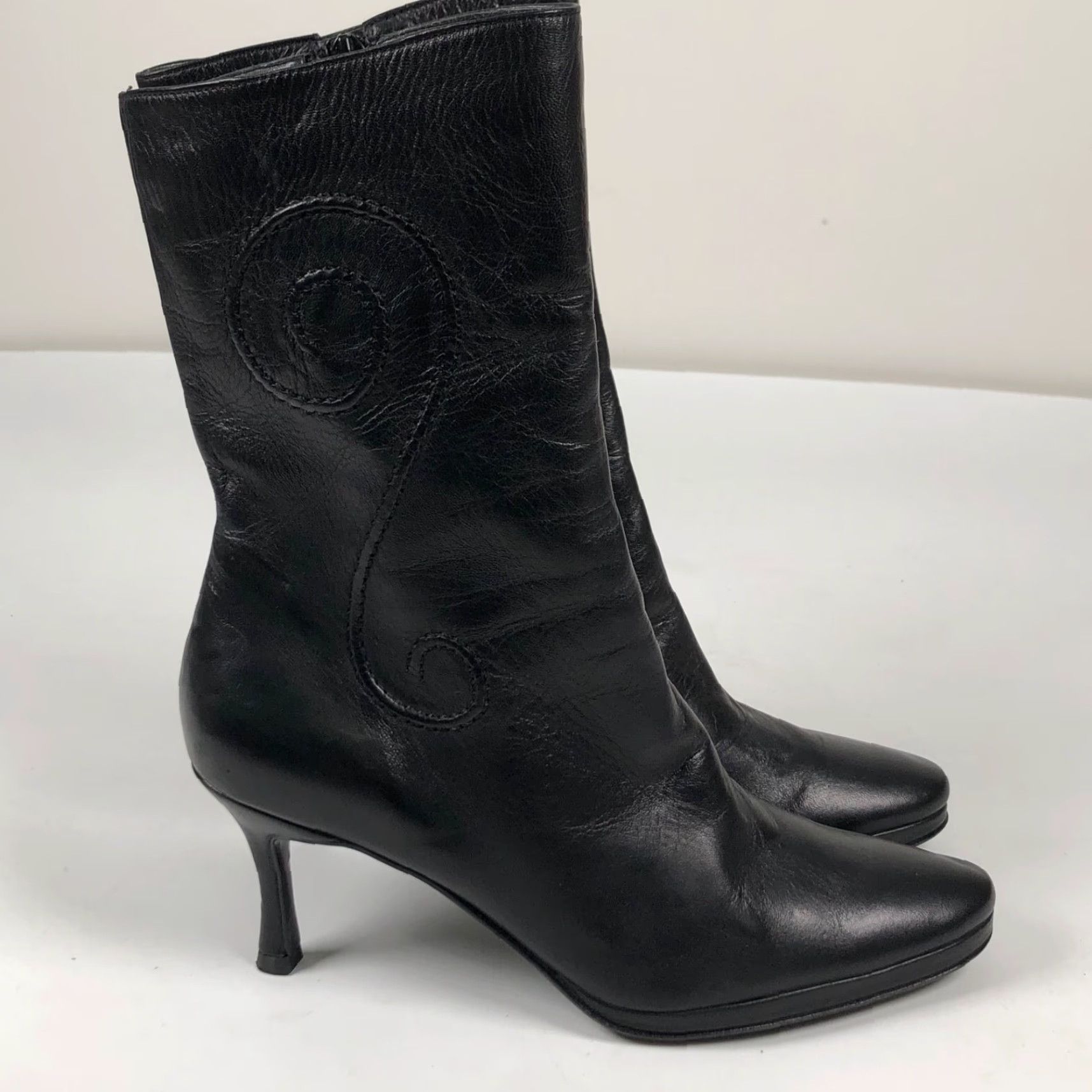 Vintage Botticelli Womens Boots Mid Calf Leather Zip Stiletto Heel 2-2.9in Black Solid M Calf Womens 7 Bootie Size US 7 / IT 37 - 4 Thumbnail