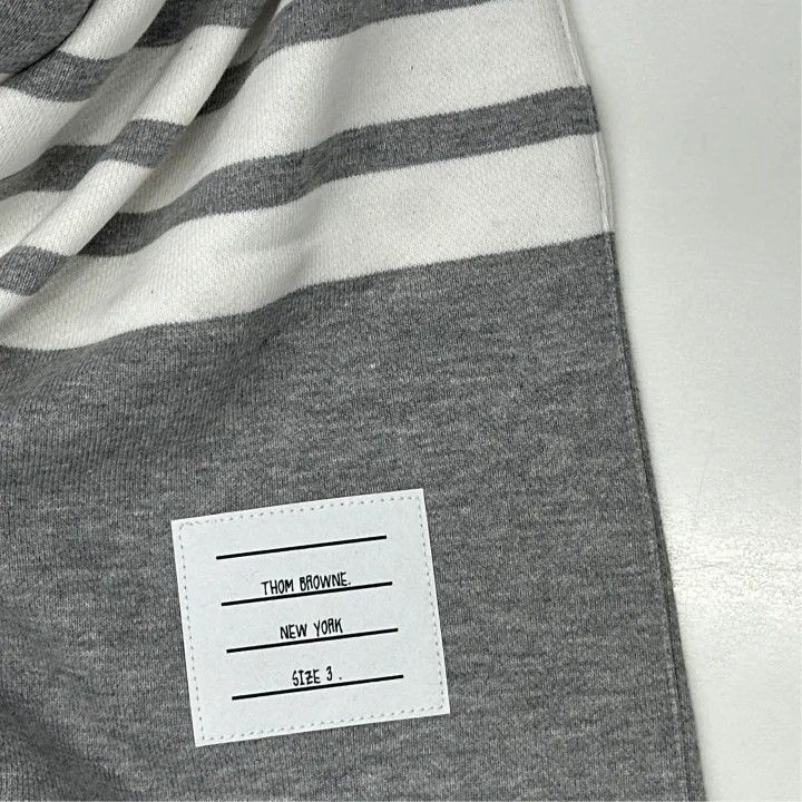 Thom Browne Thom Browne Classic Stripe Loose Casual Shorts -2507 Size US 26 / EU 42 - 7 Thumbnail
