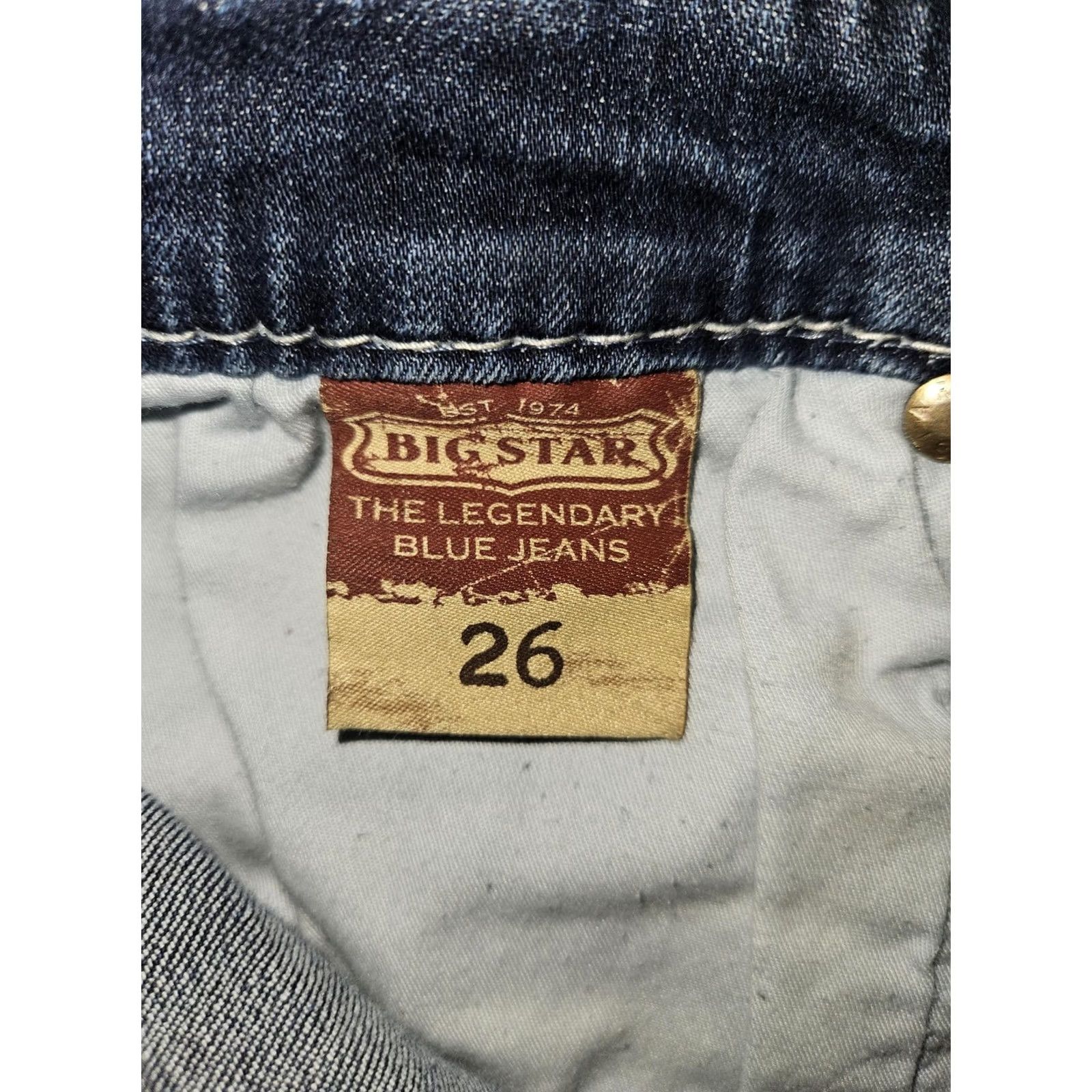 Denime VINTAGE Big Star Liv Shorts Womens 26 Blue Distressed Denim Frayed Cut-Off Raw Hem Summer Casual Pockets Logo 4 Inseam Size 26" / US 2 / IT 38 - 3 Thumbnail