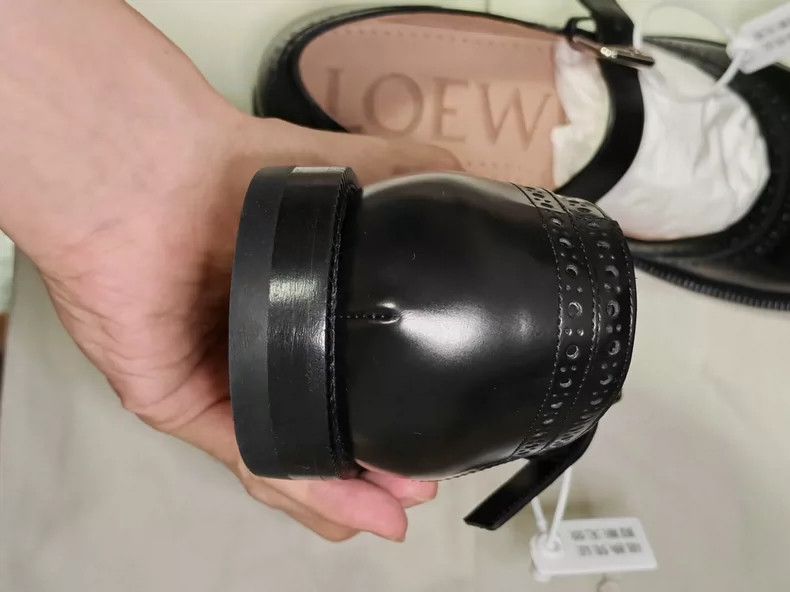 Loewe LOEWE Leather round toe fashion flat heels Mary Jane shoes Size US 7.5 / IT 37.5 - 5 Thumbnail