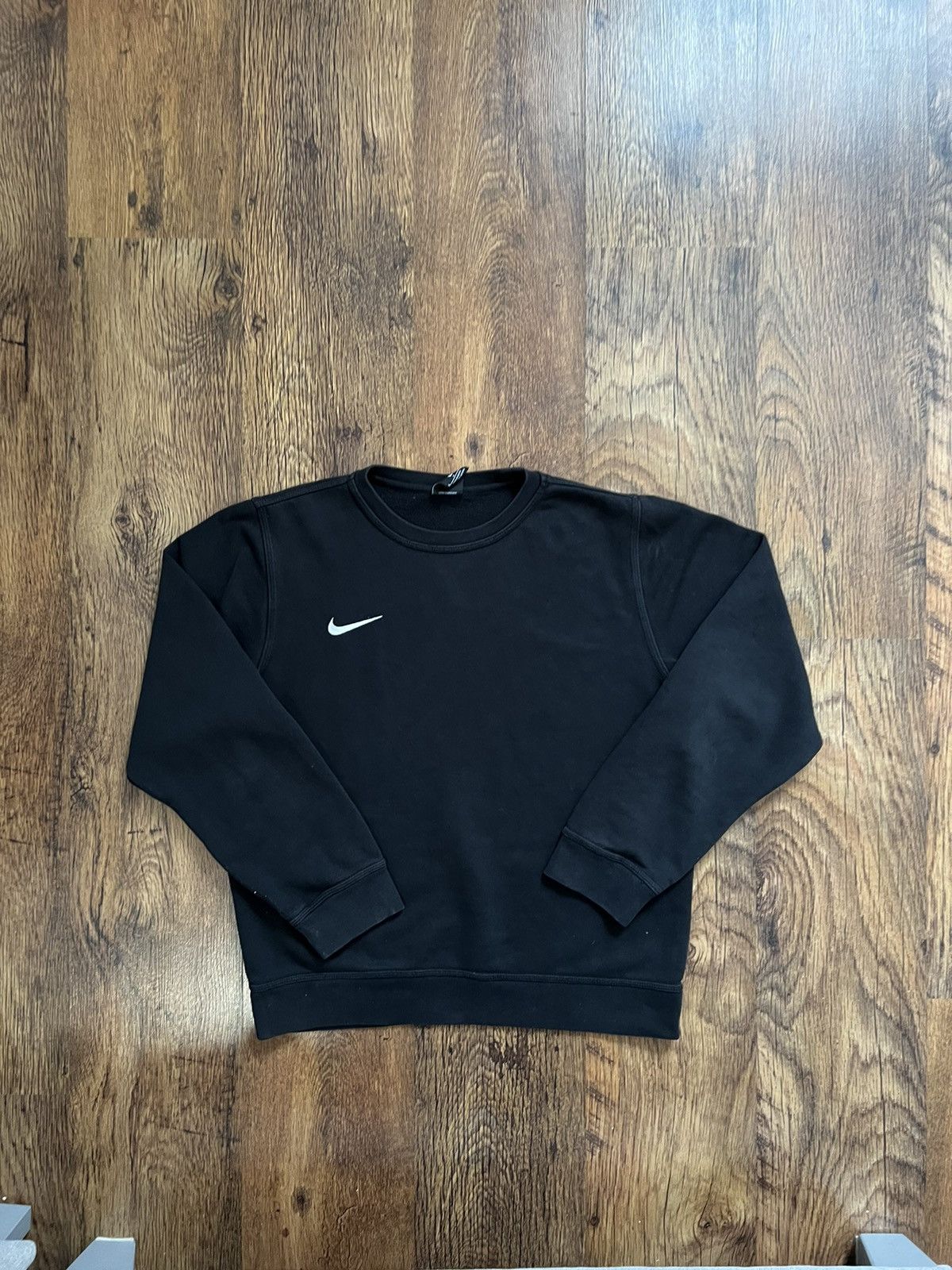 Nike × Vintage Nike crewneck hoodie black Y2k spellout center swoosh 90s Size US M / EU 48-50 / 2 - 7 Thumbnail