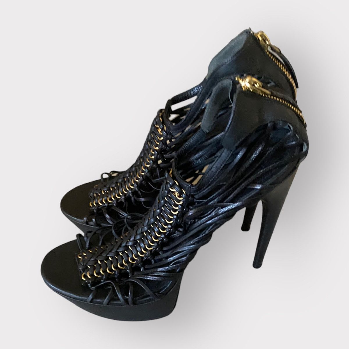 Alexander McQueen strappy platform black leather w/gold tone stiletto heels Size US 9 / IT 39 - 2 Thumbnail