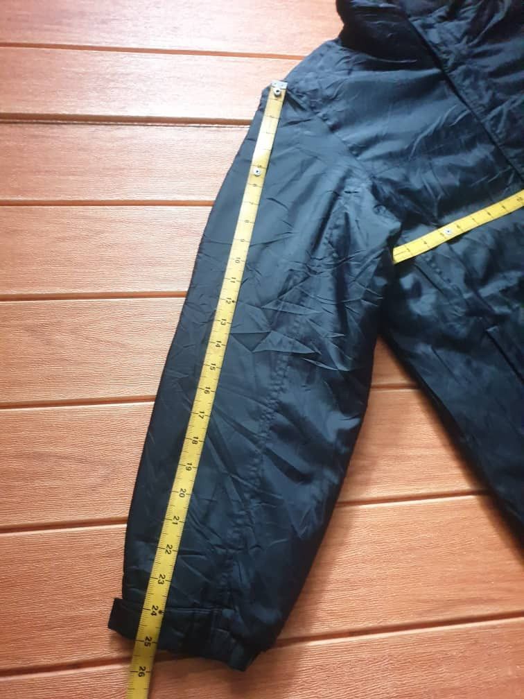 Uniqlo Uniqlo black colour puffer jacket Size US L / EU 52-54 / 3 - 8 Thumbnail