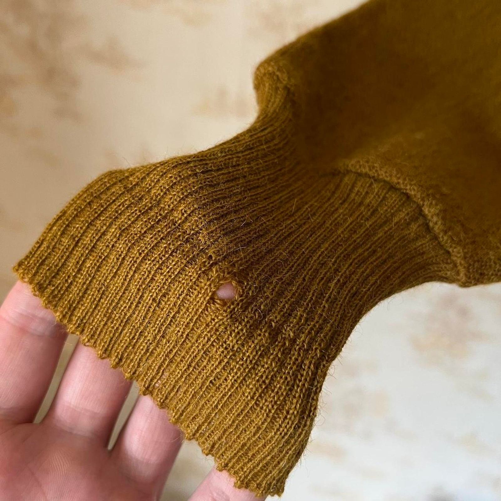 Jantzen 1970s Prep Golf Cardigan | "Three Under" Mustard Knit | M Size US M / EU 48-50 / 2 - 5 Thumbnail