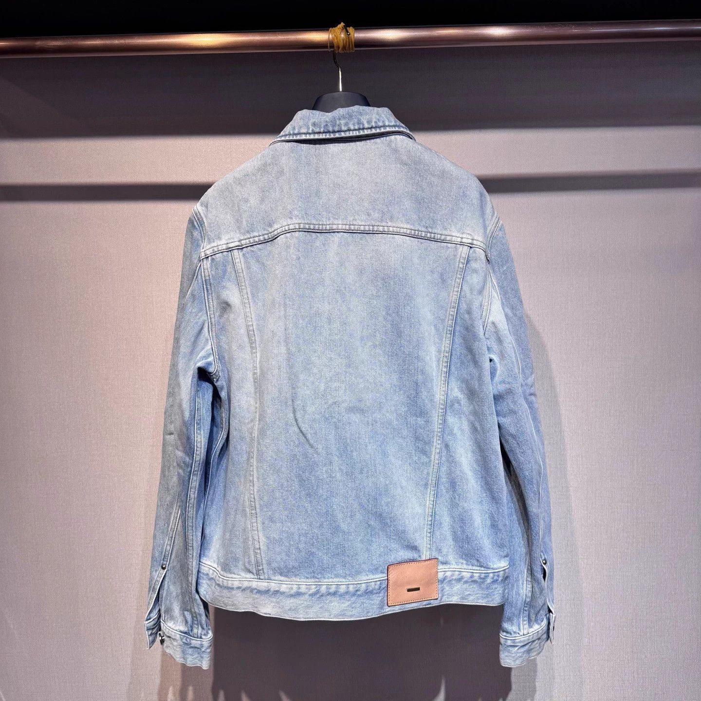 Louis Vuitton Louis Vuitton Washed Blue Denim Jacket Size 50 New Size US M / EU 48-50 / 2 - 2 Thumbnail