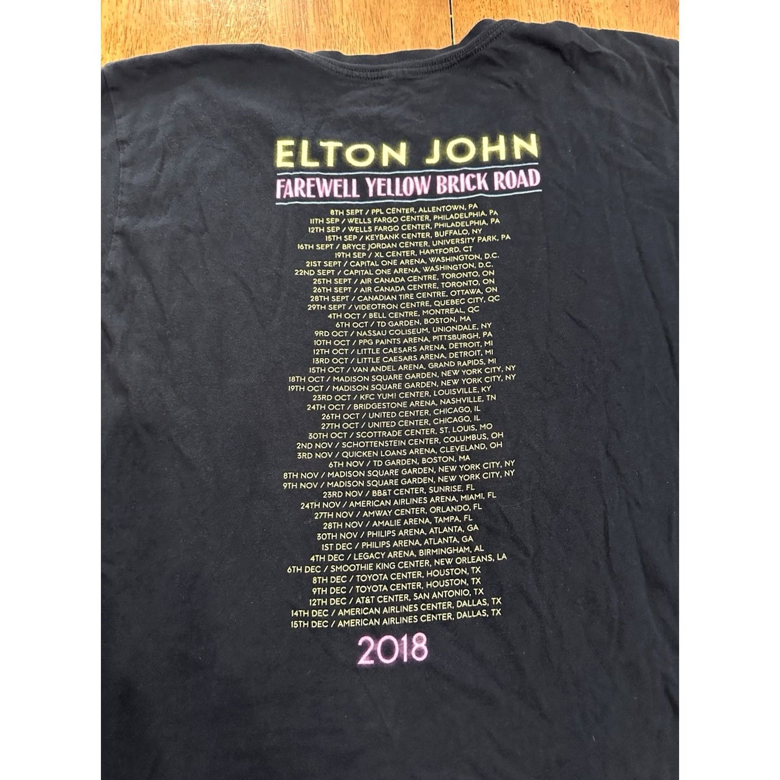 Vintage Elton John Farewell Yellow Brick Road Tour 2018 T Shirt Large Size US L / EU 52-54 / 3 - 4 Thumbnail