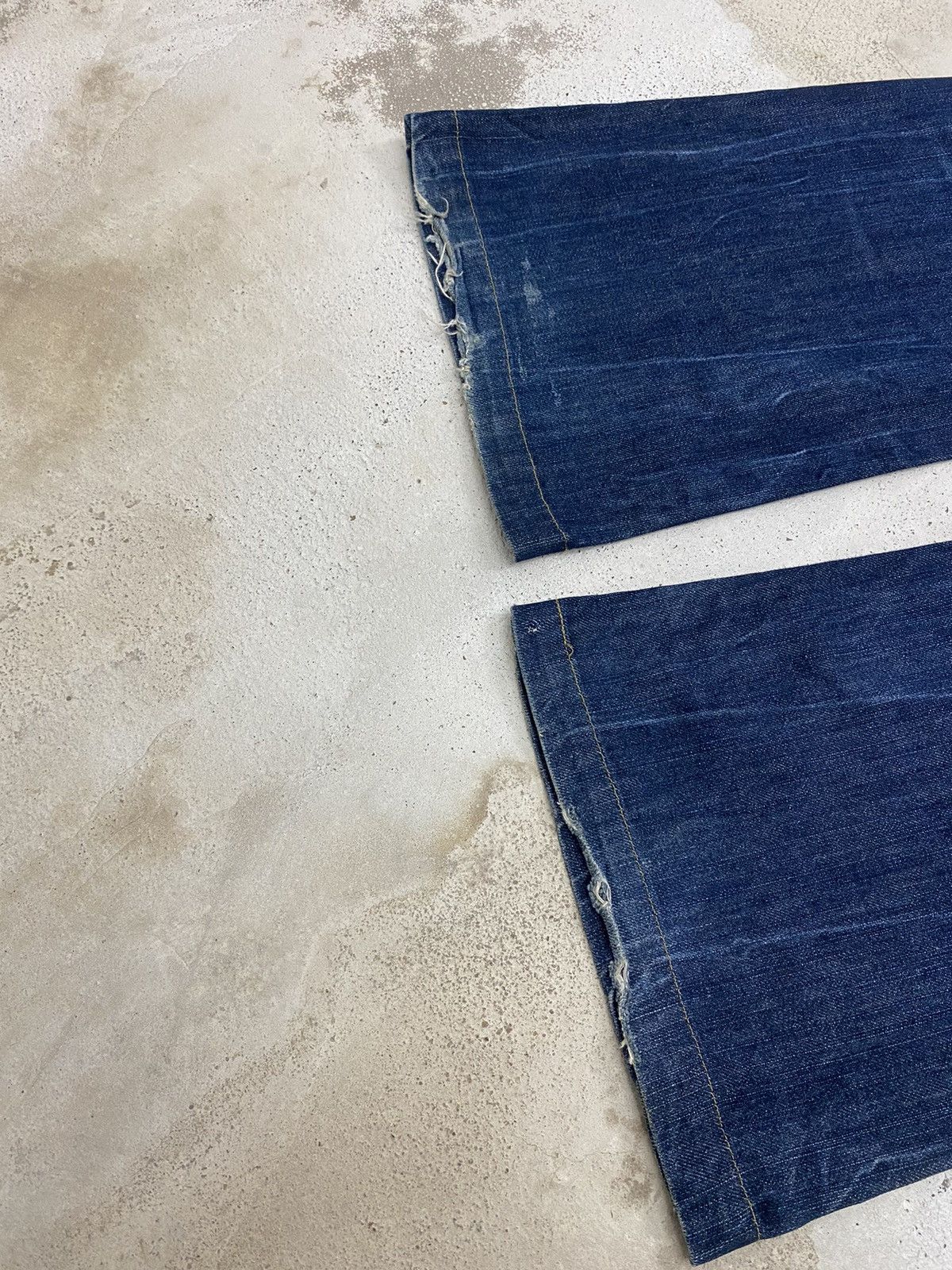 Japanese Brand × Le Grande Bleu (L.G.B.) × Tornado Mart Flare Red Pepper Denim Unique Embellished Pocket Mud Washed Size US 28 / EU 44 - 13 Thumbnail