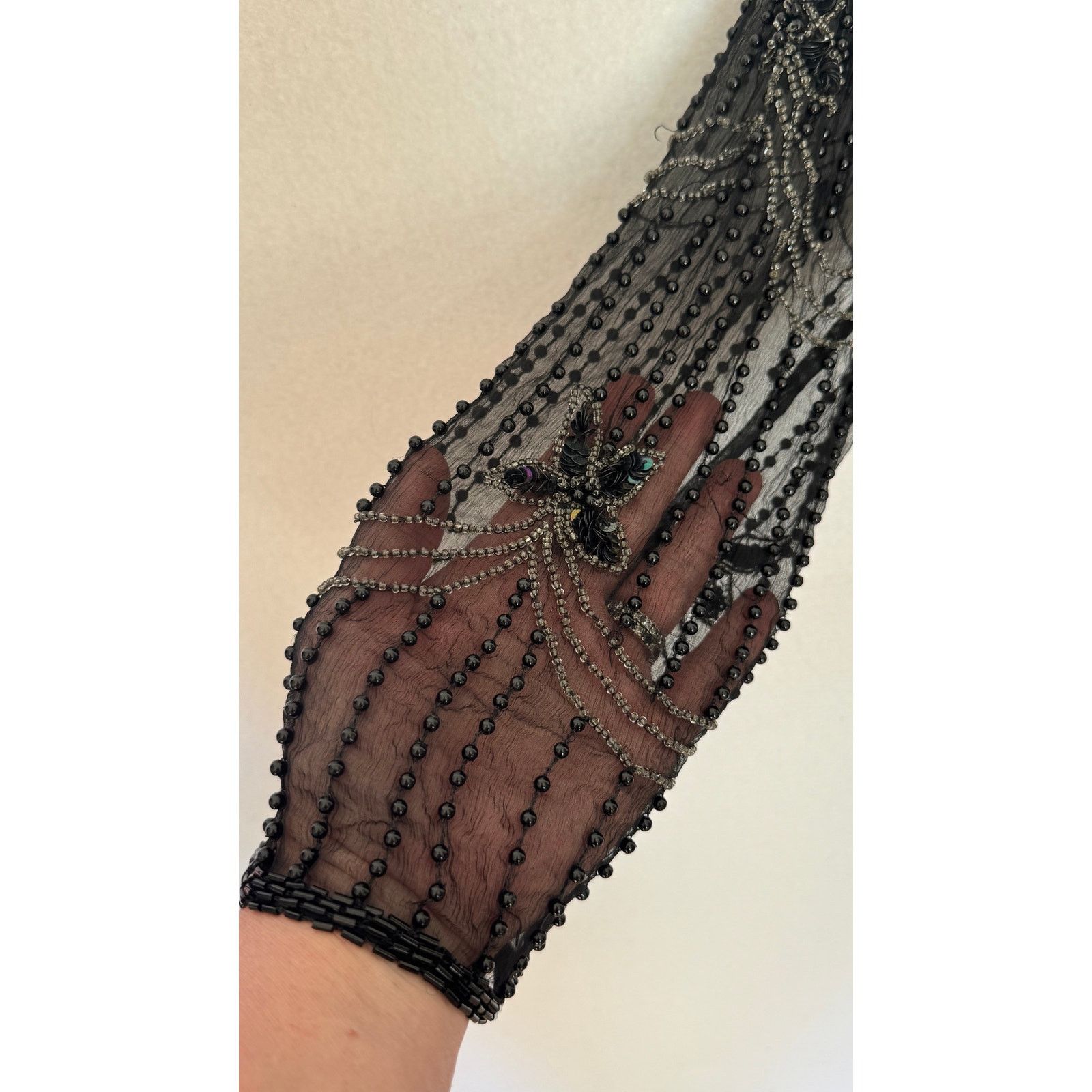 Vintage 1990s Papell Boutique Silk Beaded Sequin Top Black S/M Size S / US 4 / IT 40 - 10 Thumbnail