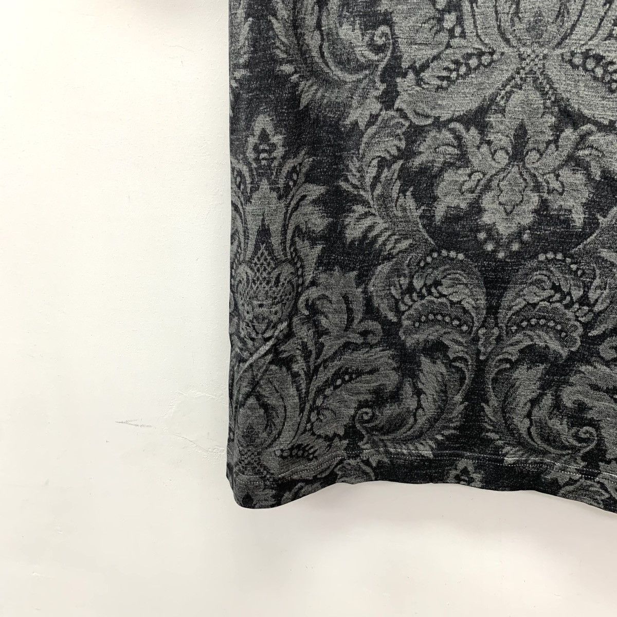 Dolce & Gabbana Dolce & Gabbana Dark Gray Floral Print Short SleeveK26WX Size US XS / EU 42 / 0 - 4 Thumbnail