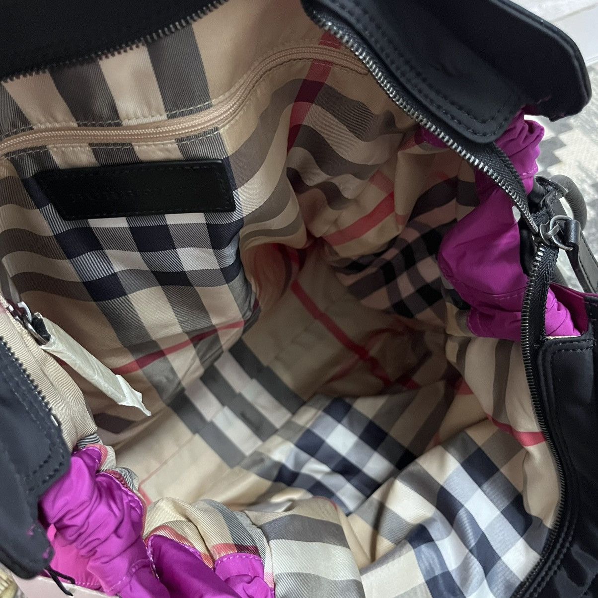 Burberry Authentic Burberry Nylon Large Totebag Size ONE SIZE - 9 Thumbnail
